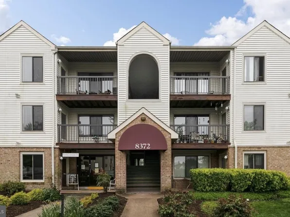 8372 Buttress Ln APT 201, Manassas, VA 20110