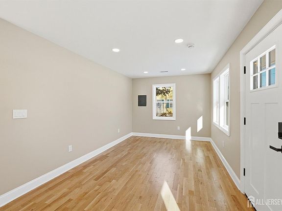 5th image of 1299 Englishtown Rd