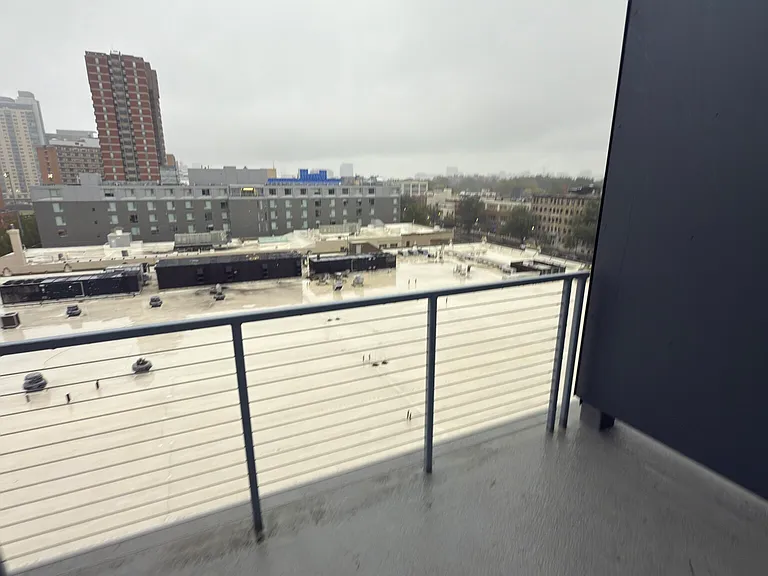 1077 Commonwealth Ave #516D — Photo 35