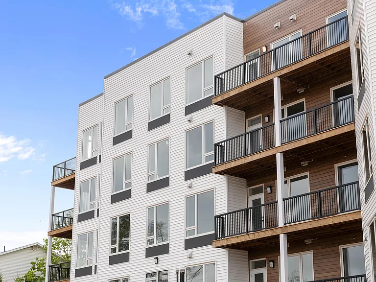 25 Capital Dr #THE EMERALD — Photo 41