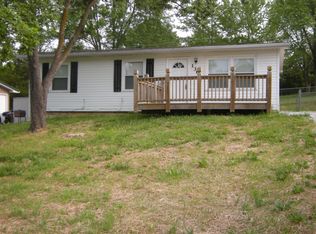 1363 E Wagon Trail Hts, Columbia, MO 65202
