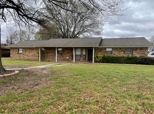 1908 S Cherry St, Stuttgart, AR 72160