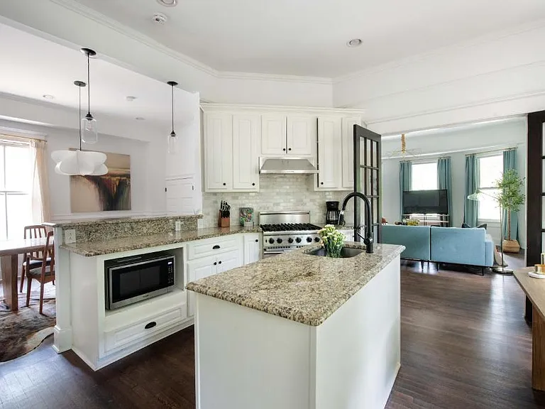 935 Greenwood Ave NE #A — Photo 12
