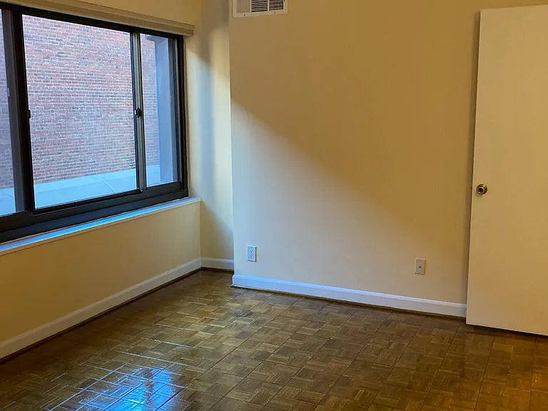 2nd bedroom, office etc..