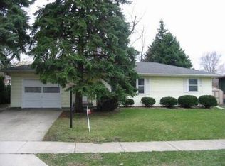 2226 W Acres Rd, Joliet, IL 60435