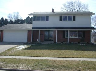 2709 Jacquelyn Ln, Waukegan, IL 60087