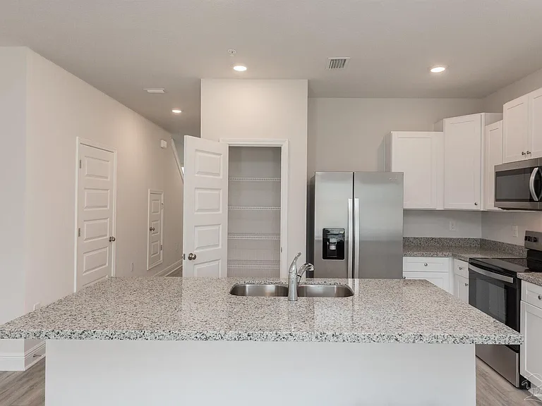 8654 Meadow Flower Ln — Photo 3