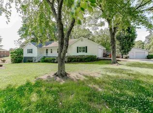 299 Willowwind Dr, Loganville, GA 30052