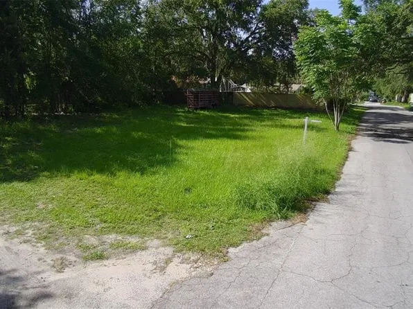 Gaskins St, Leesburg, FL 34748