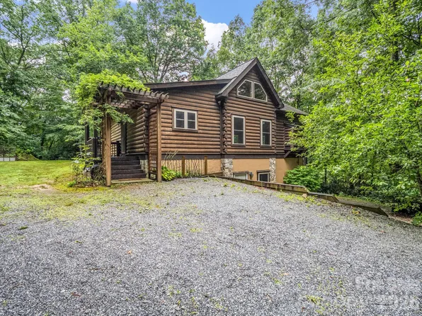 160 Sweetwater Ridge Rd, Balsam Grove, NC 28708