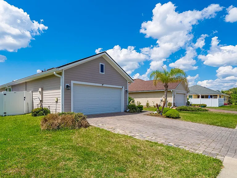 494 Aventurine Ave — Photo 4