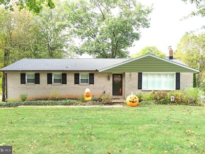 379 Holyoke Dr, York, PA, 17402