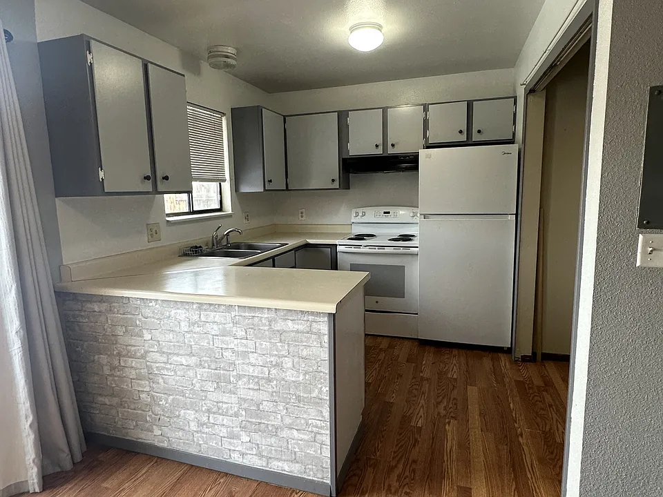 1505 East 8th Street - 1509