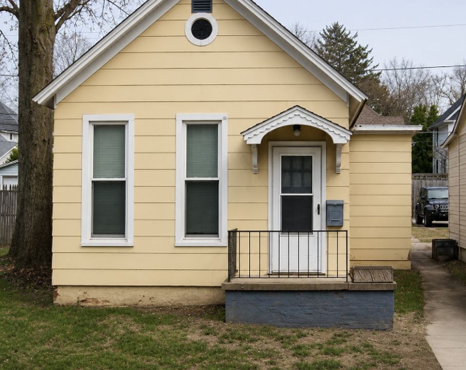 1st image of 721 S 9th St
