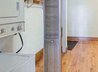 851 W Wellington Ave APT 3, Chicago, IL 60657
