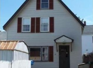 22 Branch St, Lowell, MA 01851