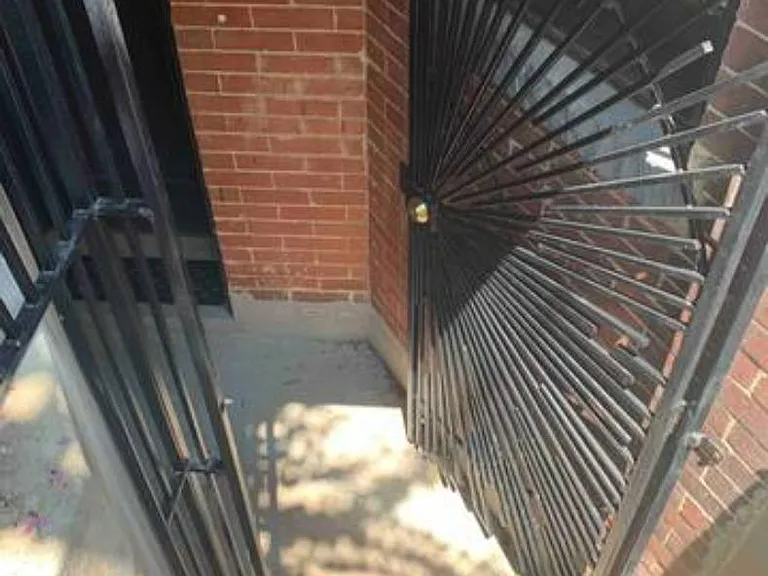 25 N St NW #B — Photo 4