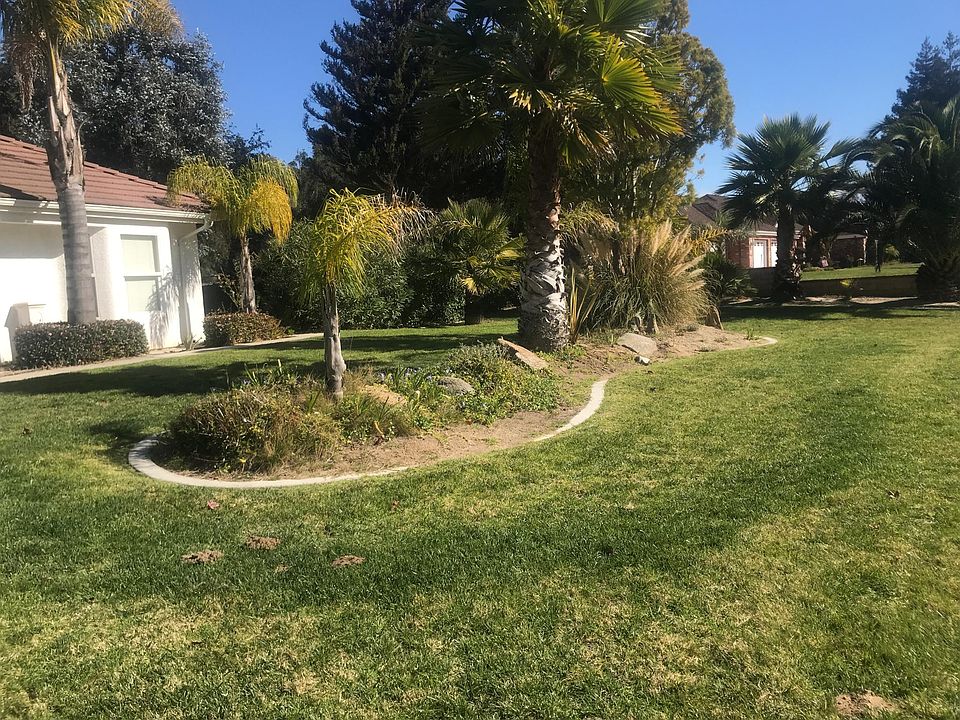 2nd image of 1291 Foxenwood Dr
