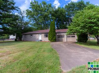51 Berry Ln, Marietta, OH 45750