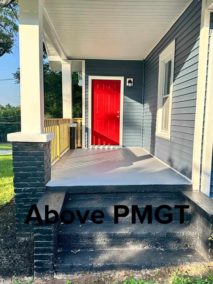 Completely renovated 3 bedroom- 2 Bath in Wellford — Photo 3