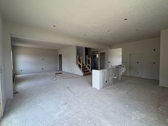 Ballenger w Finished Basement