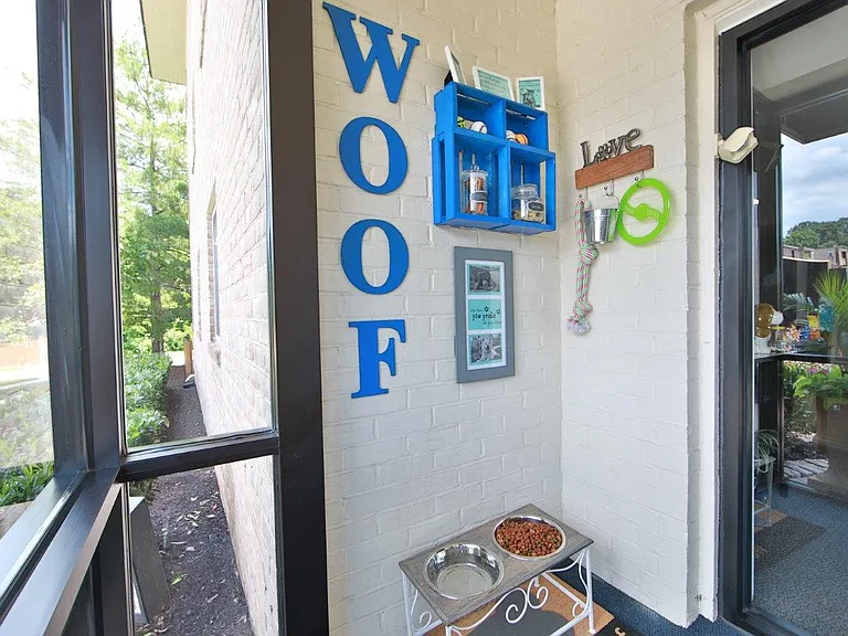 The Willows Apartment Homes — Photo 13