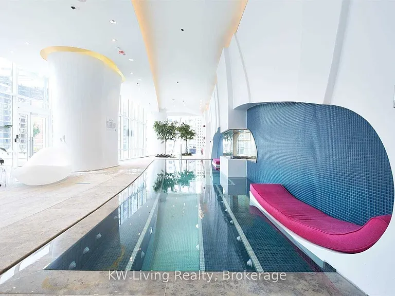 1 Bloor St E #2606 — Photo 25