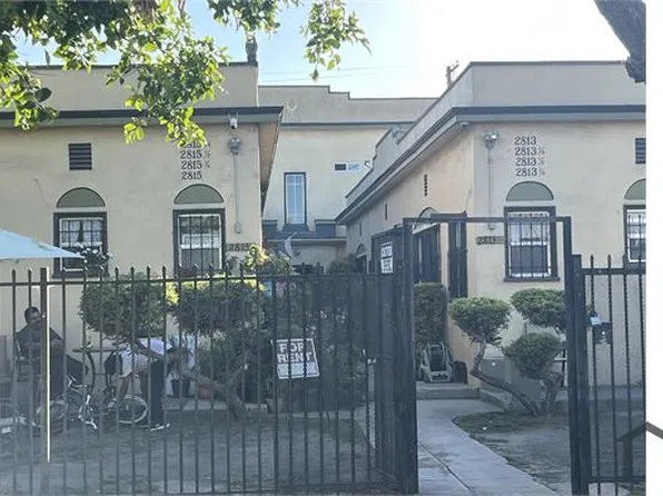 2813 S Norton Ave, Los Angeles, CA 90018