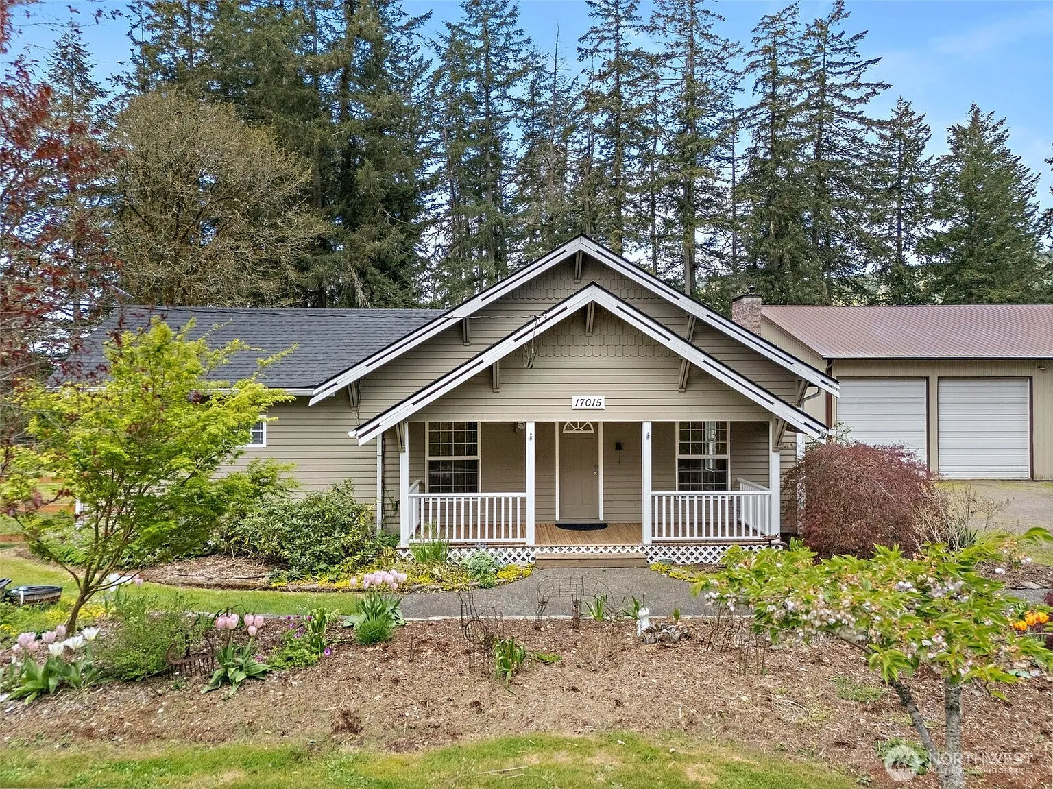 17015 Moon Road SW photo 1
