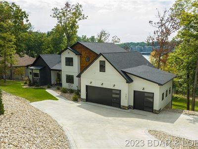 585 Via Appia Dr, Sunrise Beach, MO, 65079