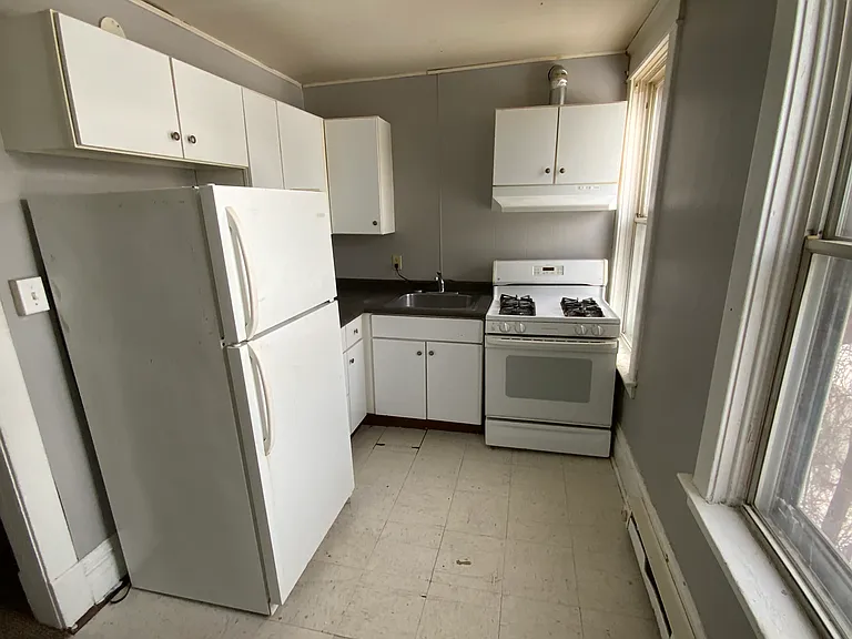 5 bed, 2.0 bath, 1544 sqft, $1,795 — Photo 54