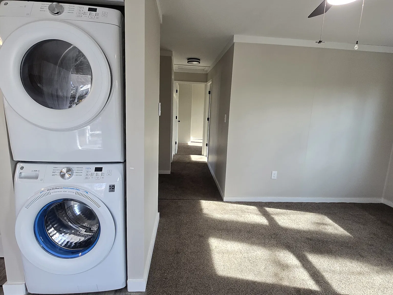 3 bed, 845 sqft, $1,400 — Photo 3