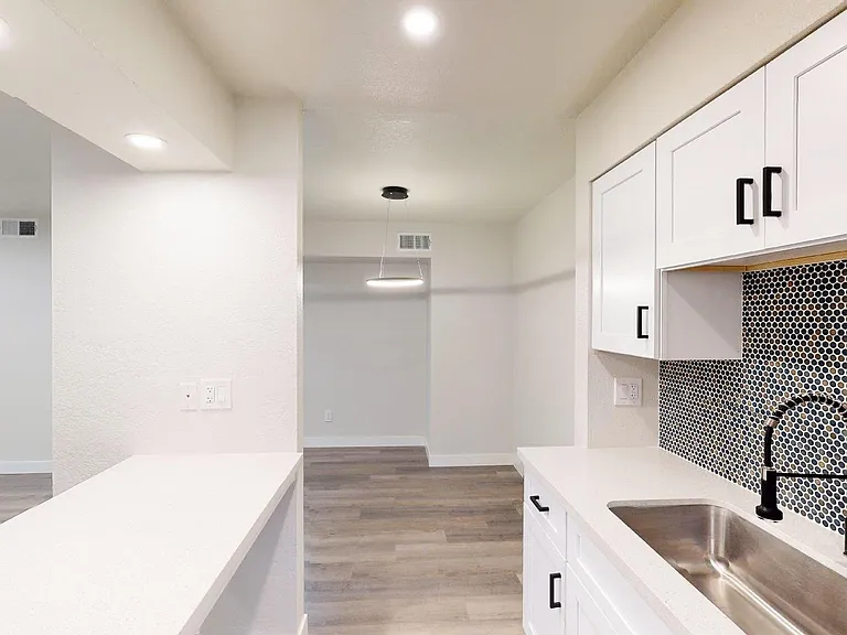Aurora Villas — Photo 33