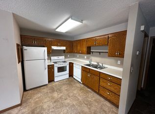 812 6th Ave NE APT 3, Buffalo, MN 55313