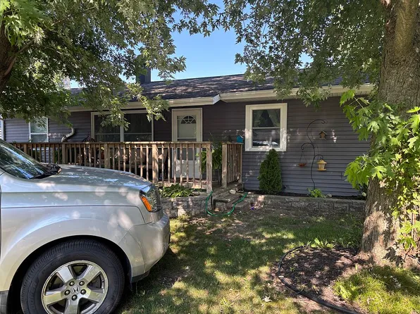 281 David St, Coloma, MI 49038