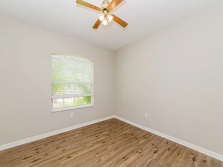 1252 Millbrook Cir — Photo 13