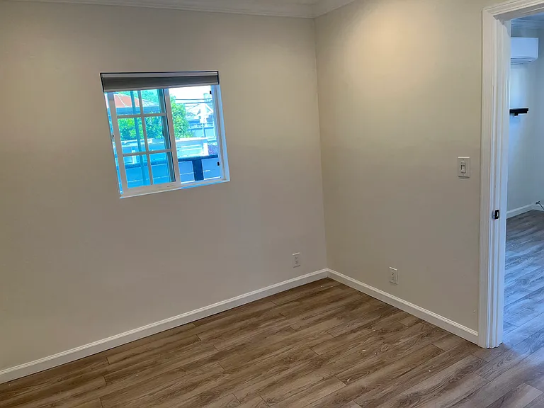 228 N Siena Dr — Photo 5