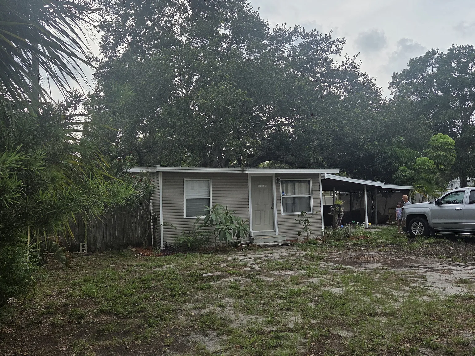 2 bed, 850 sqft, $1,600 — Photo 2