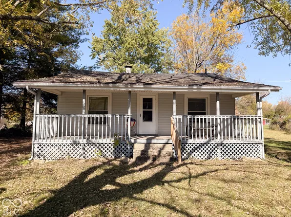 2604 E Jackson St, Muncie, IN 47303