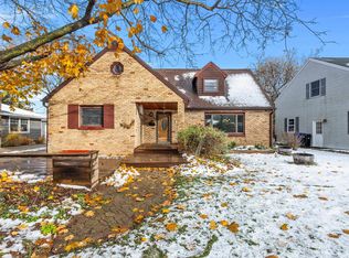 1318 S Alicia Dr, Appleton, WI 54914