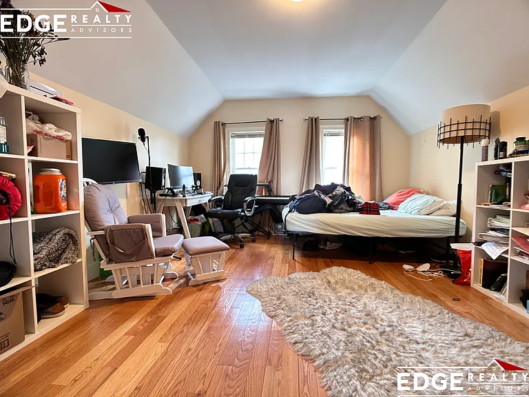74 Brooks St #2 — Photo 13