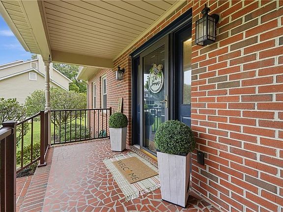 5th image of 324 Lakeland Dr