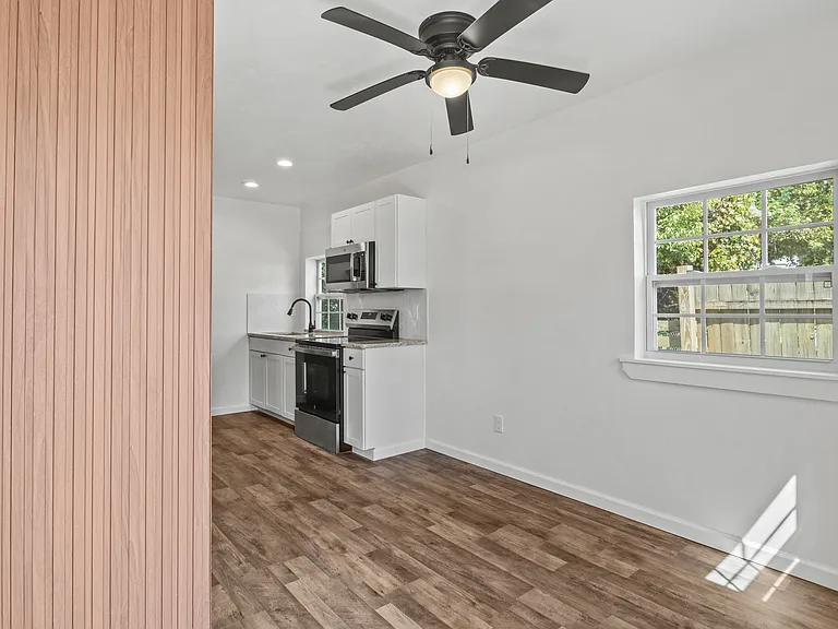 900 Taylor St #A — Photo 21