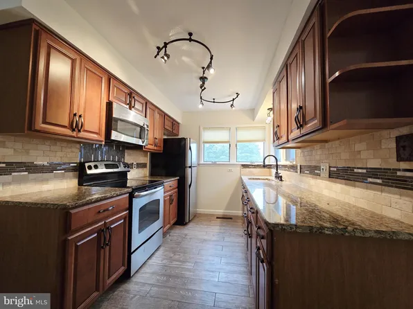 3441 Hillock Ln, Wilmington, DE 19808