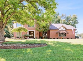 7231 Southpointe Dr, Cincinnati, OH 45233