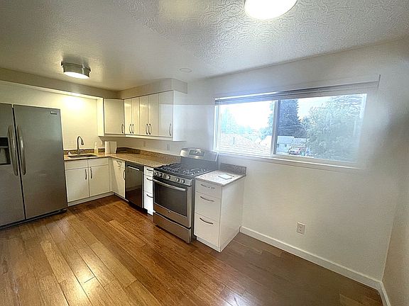 3rd image of 9469-9473 N Saint Louis Ave