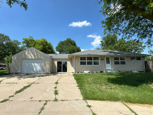 6700 Gladstone St, Lincoln, NE 68507