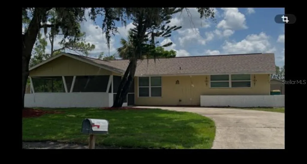 3 bed, 2.0 bath, 1400 sqft, $1,625 — Photo 1