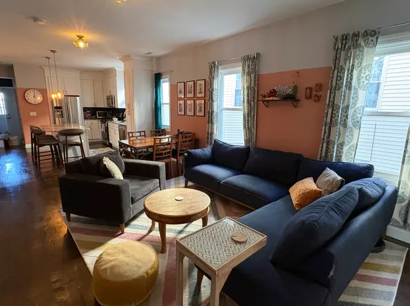 74 Kingsdale St Floor 2, Dorchester, MA 02124