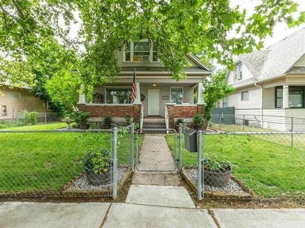 1207 W Shannon Ave, Spokane, WA 99205